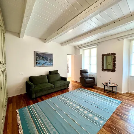 아파트 Torre Belvedere 도모도솔라